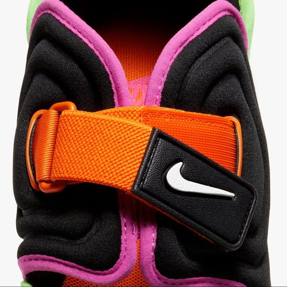NEW Nike Aqua Rift Fire Pink With Socks - Picture 3 of 15